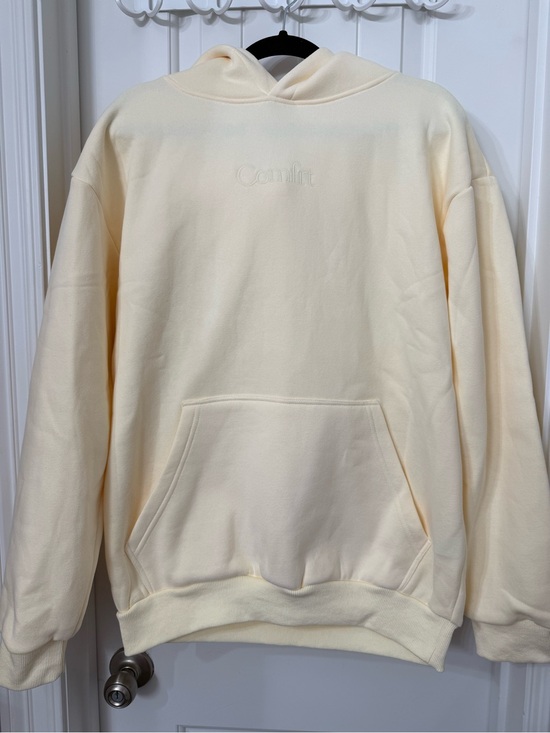 Comfrt Tops - Comfrt signature hoodie in color butter